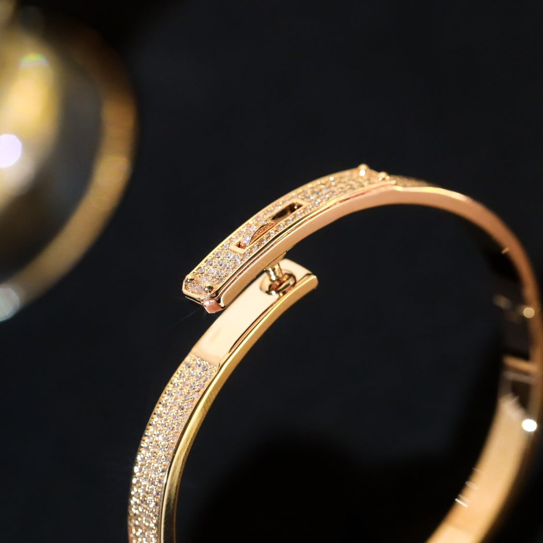 HERMES KELLY BRACELET DIAMOND PAVED