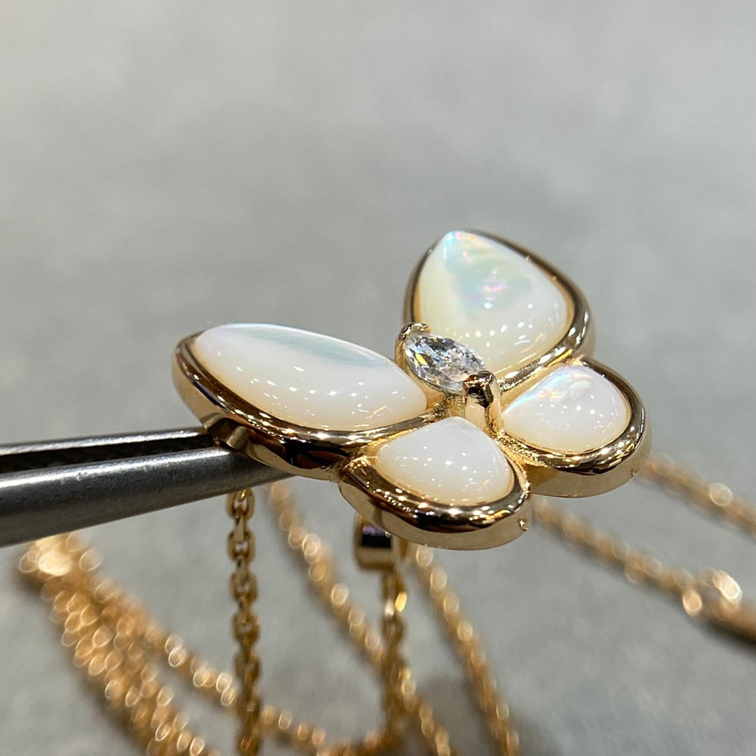 VCA BUTTERFLY MOP DIAMOND NECKLACE
