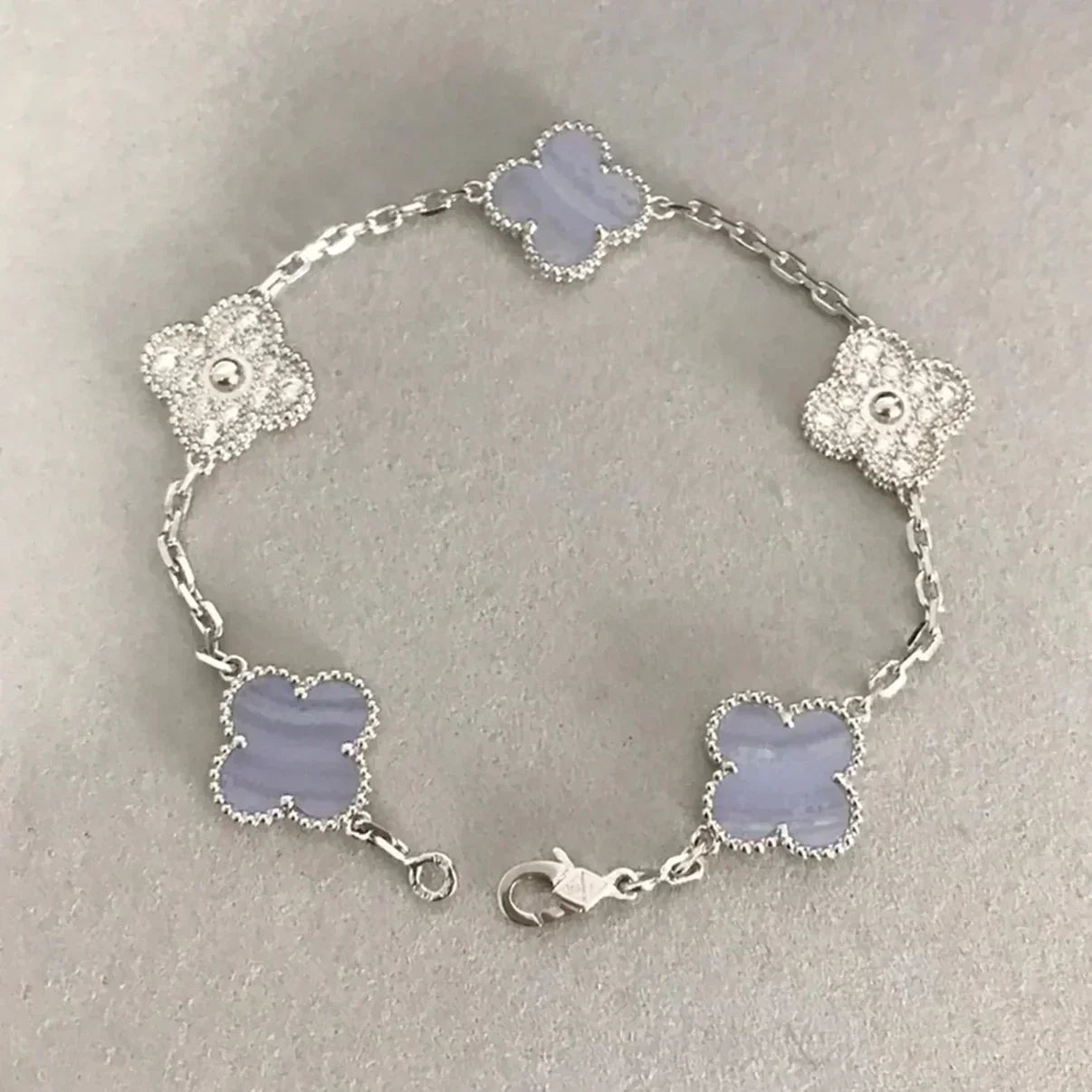 VCA CLOVER 5 MOTIF PURPLE CHALCEDONY BRACELET COLLECTION