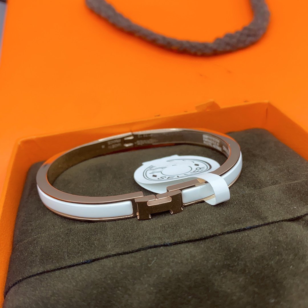 HERMES CLASSIC HM CLIC WHITE 8MM ENAMEL BRACELET