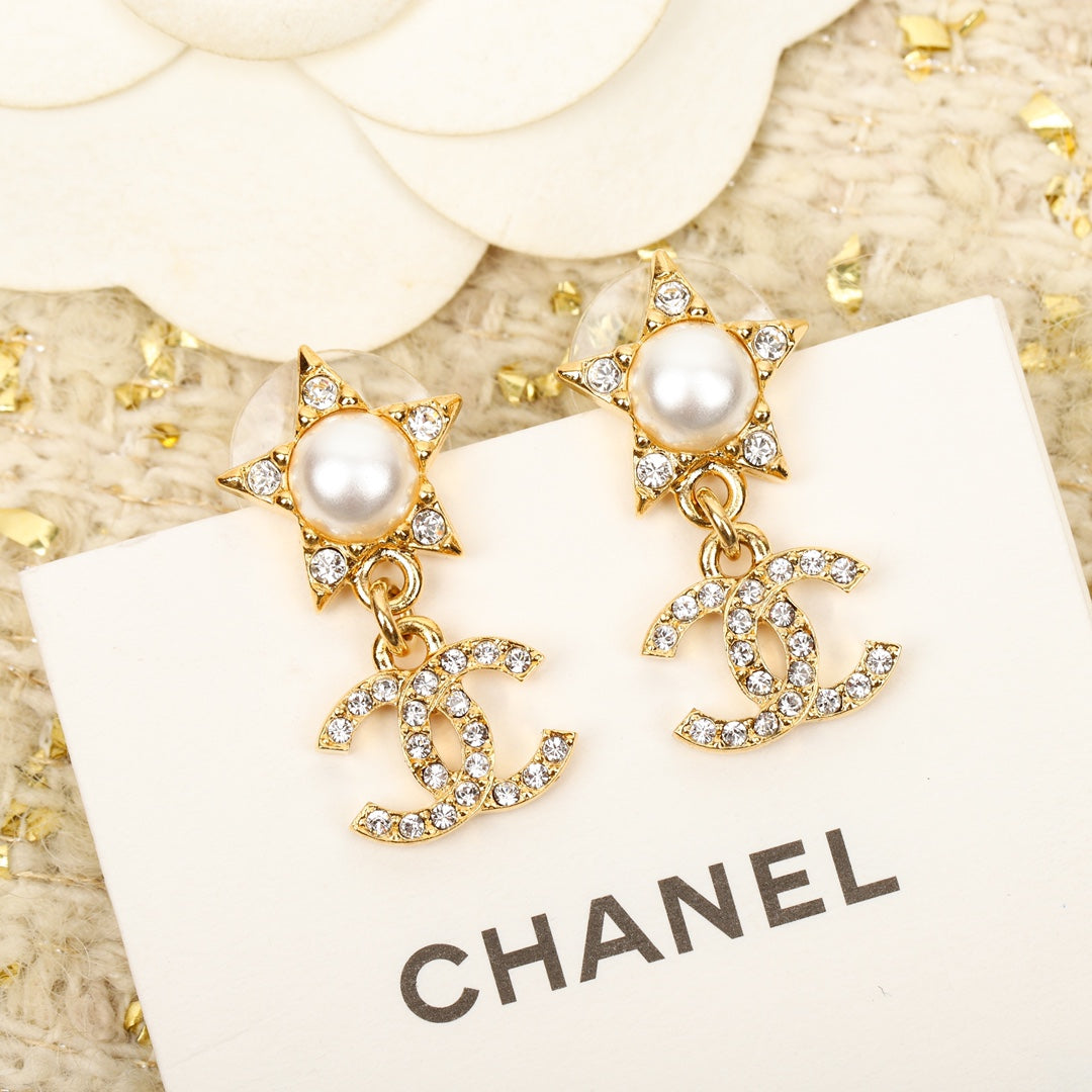 18K  Chanel Star Crystals Earrings